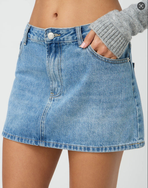 '90s jean skirt